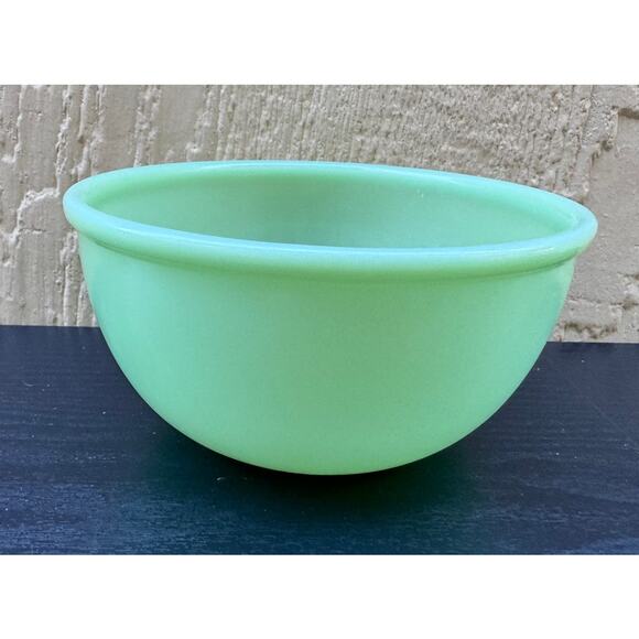 VINTAGE RETRO Fire King JADEITE 6" Bowl Beaded Band Anchor Hocking - Picture 1 of 8